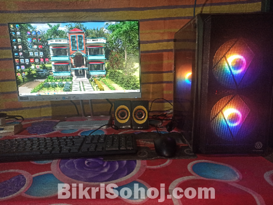 GAMING COMPUTER